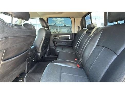 Used 2018 RAM 2500 Laramie w/ Sport Appearance Group AWD/4WD image 16