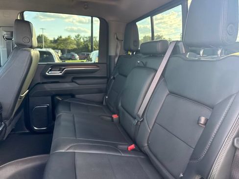 Used 2024 GMC Sierra 2500 Denali w/ Denali Reserve Package AWD/4WD image 14