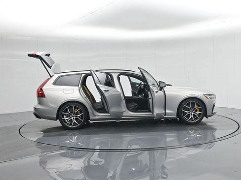 Used 2024 Volvo V60 T8 Polestar w/ Protection Package Premier image 4