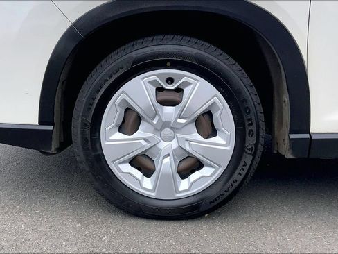 Used 2020 Subaru Forester AWD/4WD image 9