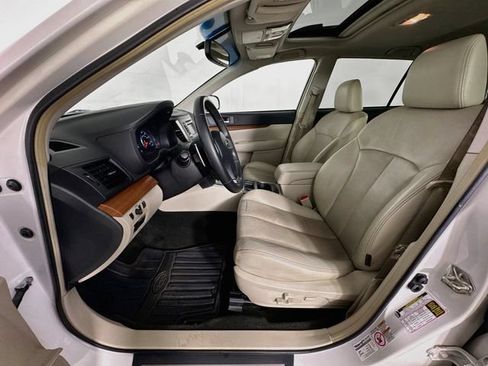 Used 2013 Subaru Outback 2.5i Limited w/ Moonroof Pkg AWD/4WD image 24