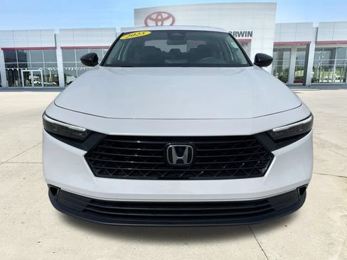Used 2025 Honda Accord SE image 8