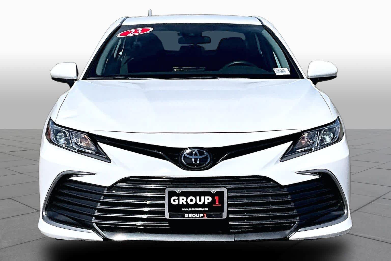 Used 2023 Toyota Camry LE FWD image 3