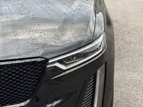Used 2025 Cadillac XT6 Premium Luxury w/ Platinum Package AWD/4WD image 10