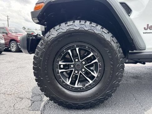 Used 2026 Jeep Wrangler Rubicon w/ Xtreme 35 Tire Package AWD/4WD image 13