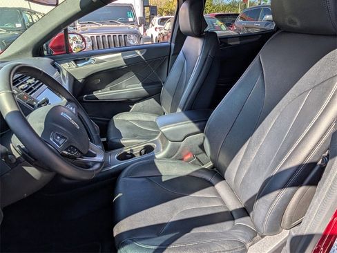 Used 2015 Lincoln MKC FWD image 10