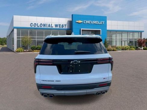 Used 2026 Chevrolet Traverse Z71 w/ Driver Confidence Package AWD/4WD image 4
