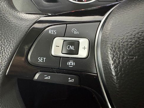 Used 2020 Volkswagen Tiguan S FWD image 21