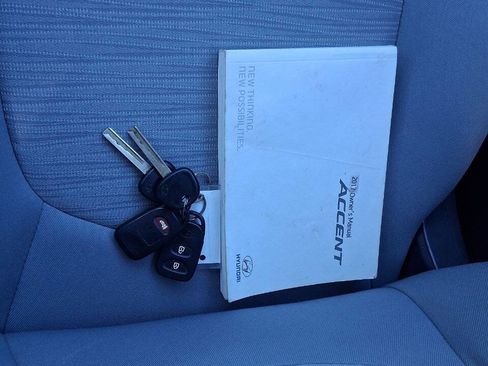 Used 2017 Hyundai Accent SE image 17