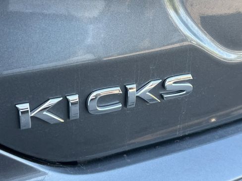 Used 2021 Nissan Kicks S image 15
