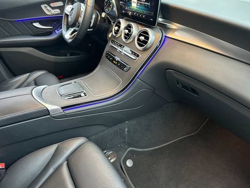 Used 2022 Mercedes-Benz GLC 300 GLC 300 image 16