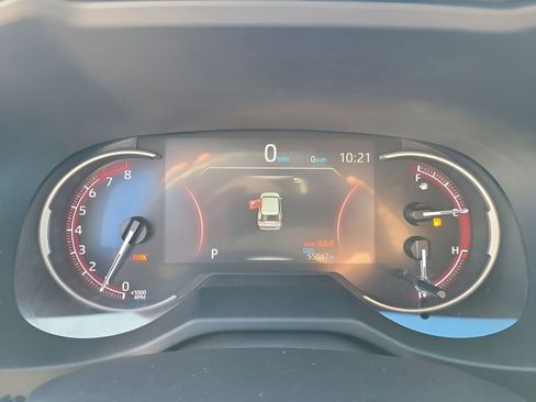 Used 2024 Toyota RAV4 LE FWD image 21