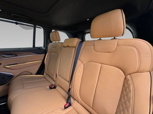 New 2026 Jeep Grand Cherokee Summit AWD/4WD image 3