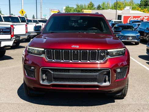 Used 2023 Jeep Grand Cherokee L Overland w/ Advanced Protech Group III AWD/4WD image 2