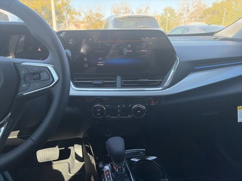 New 2026 Chevrolet Trax LT w/ Driver Confidence Package image 19