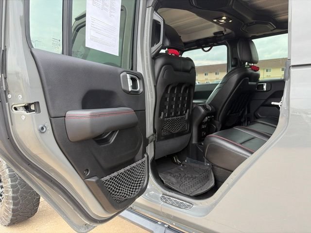 Used 2020 Jeep Gladiator Rubicon w/ Dual Top Group AWD/4WD image 35