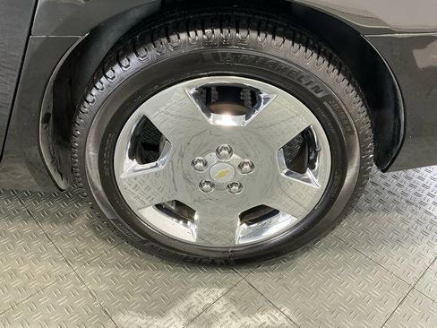 Used 2008 Chevrolet Impala SS w/ Convenience Package image 30