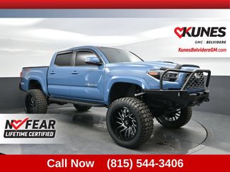 Used 2019 Toyota Tacoma TRD Sport AWD/4WD video 1