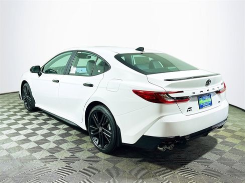 New 2026 Toyota Camry Hybrid image 6