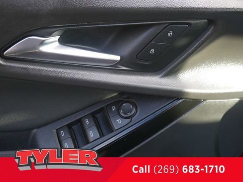 New 2026 Chevrolet Equinox LT w/ Convenience Package II image 22