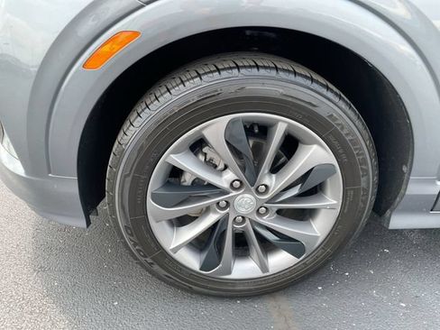 Certified 2021 Buick Encore GX Select w/ Sport Touring Package FWD image 8