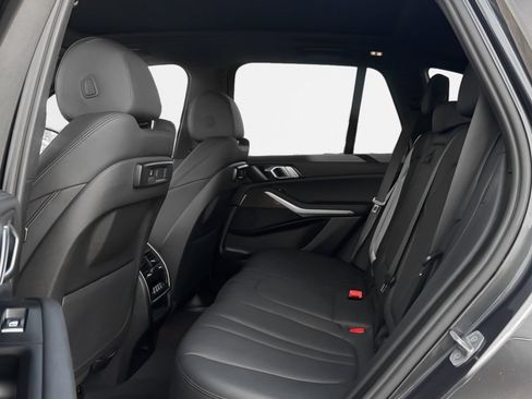 Used 2022 BMW X5 xDrive40i w/ Premium Package AWD/4WD image 13
