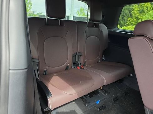 Used 2025 Volkswagen ID. Buzz Pro S Plus RWD image 19