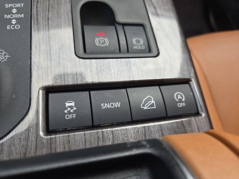 Used 2021 Toyota Highlander Platinum AWD/4WD image 61