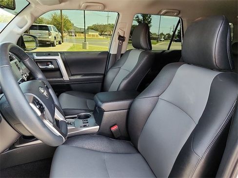 Used 2022 Toyota 4Runner SR5 Premium image 13