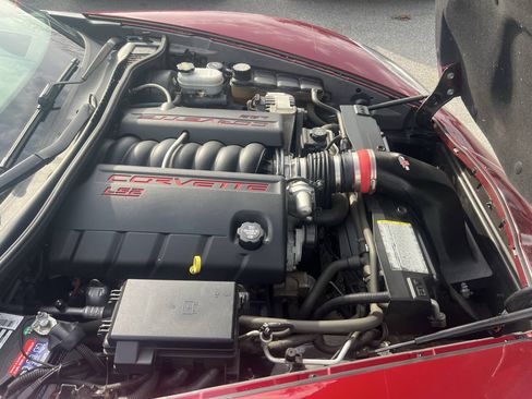 Used 2005 Chevrolet Corvette Convertible w/ Preferred Equipment Group RWD image 31