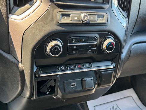 Used 2019 Chevrolet Silverado 1500 Custom Trail Boss w/ Custom Convenience Package AWD/4WD image 32