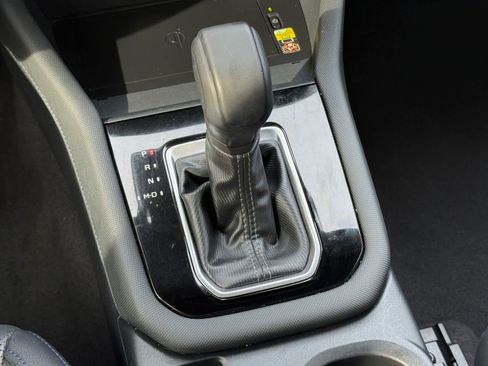 Certified 2025 Subaru Forester Limited image 15