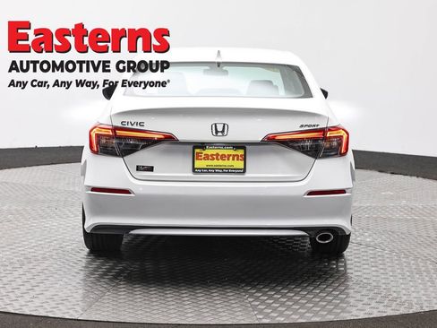 Used 2024 Honda Civic Sport image 6