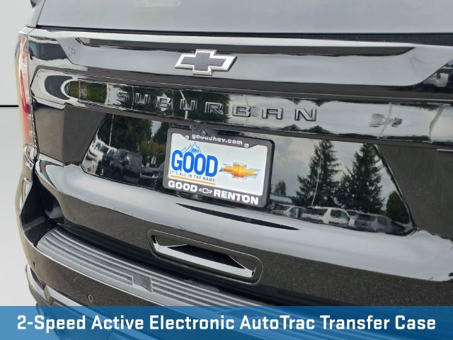 Used 2025 Chevrolet Suburban Z71 AWD/4WD image 18