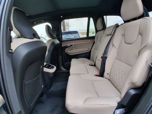New 2026 Volvo XC90 B6 Plus w/ Protection Package Premier AWD/4WD image 16