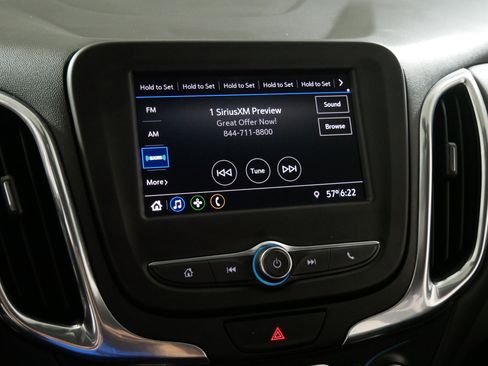 Used 2021 Chevrolet Equinox LT image 22