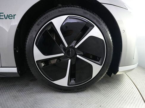 Used 2023 Lucid Air Touring AWD/4WD image 20