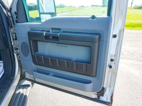 Used 2012 Ford F250 XL w/ PWR Equipment Group AWD/4WD image 27
