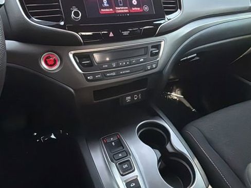 Used 2022 Honda Ridgeline Sport image 14