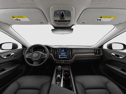 Certified 2024 Volvo XC60 B5 Plus w/ Protection Package Premier AWD/4WD image 12