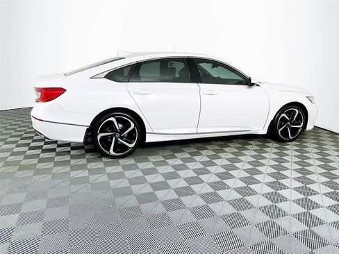 Used 2018 Honda Accord EX-L image 12
