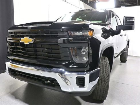 New 2026 Chevrolet Silverado 2500 W/T image 10