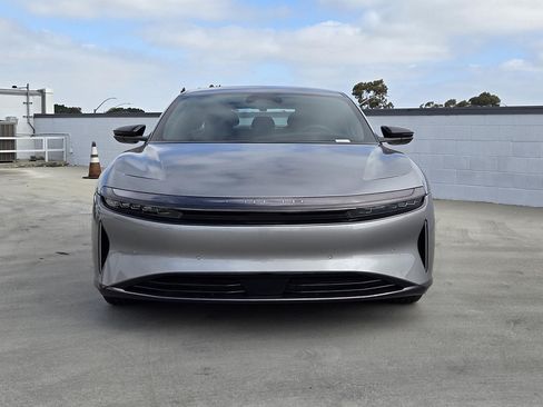 Used 2025 Lucid Air Pure RWD image 3