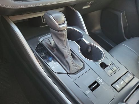 Used 2021 Toyota Highlander XSE image 34