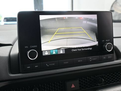 Used 2025 Honda CR-V LX image 17