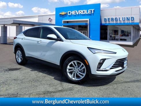 New 2026 Buick Envista Preferred image 1