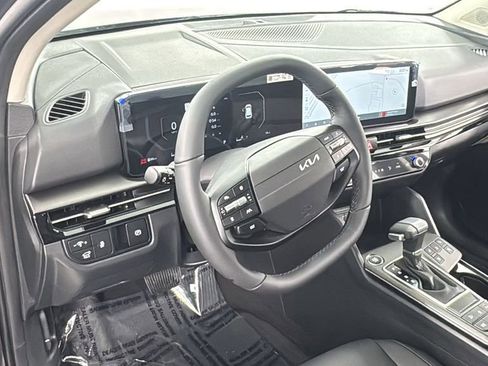 New 2026 Kia Sportage SX AWD/4WD image 36