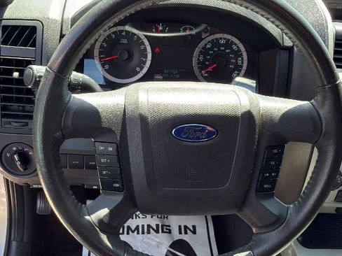 Used 2012 Ford Escape XLT FWD image 19
