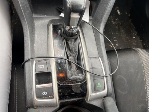 Used 2019 Honda Civic EX image 16