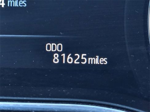 Used 2019 Toyota Avalon Limited image 35